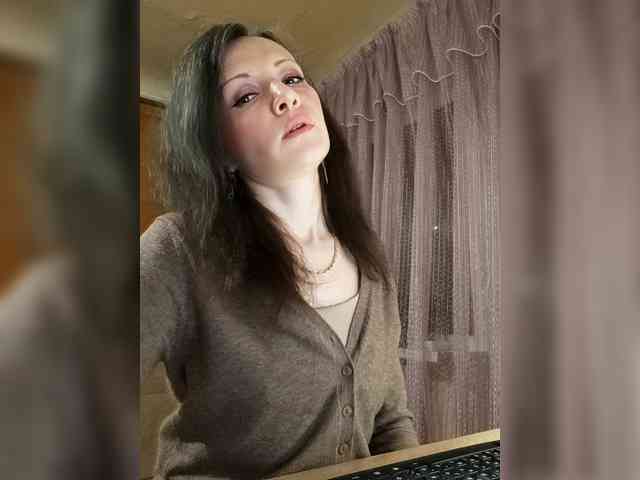 Модель: Viviennn