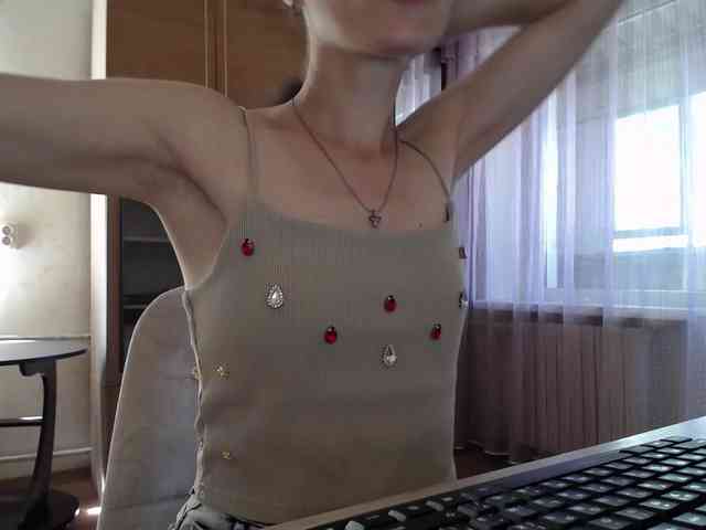 Millie webcam