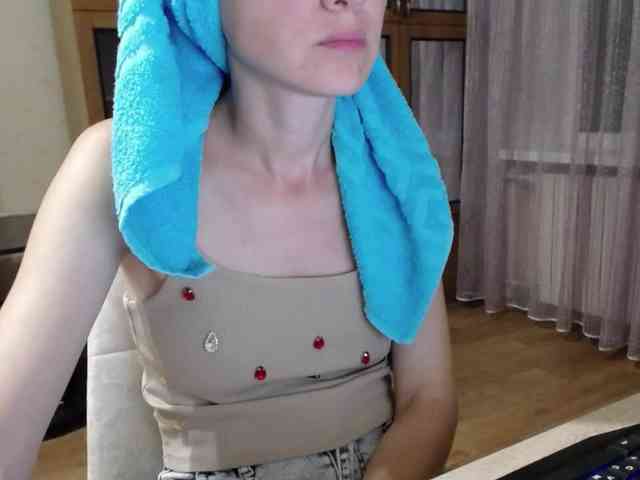 Millie webcam