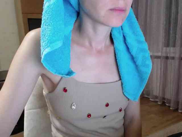 Millie webcam