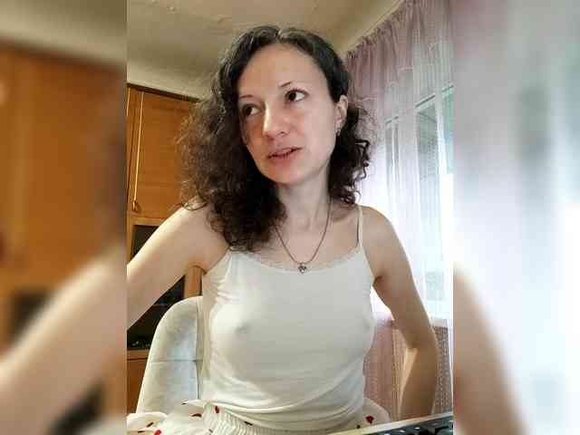 Viviennn webcam