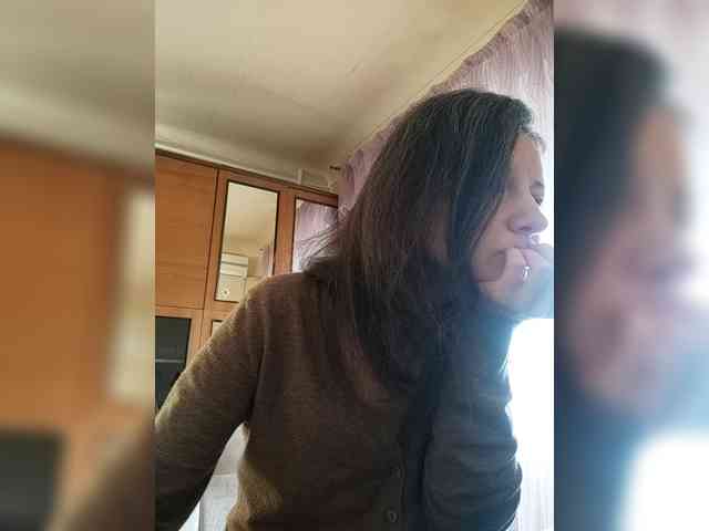 Viviennn webcam