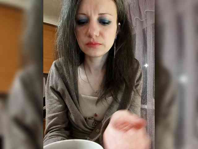 Viviennn webcam