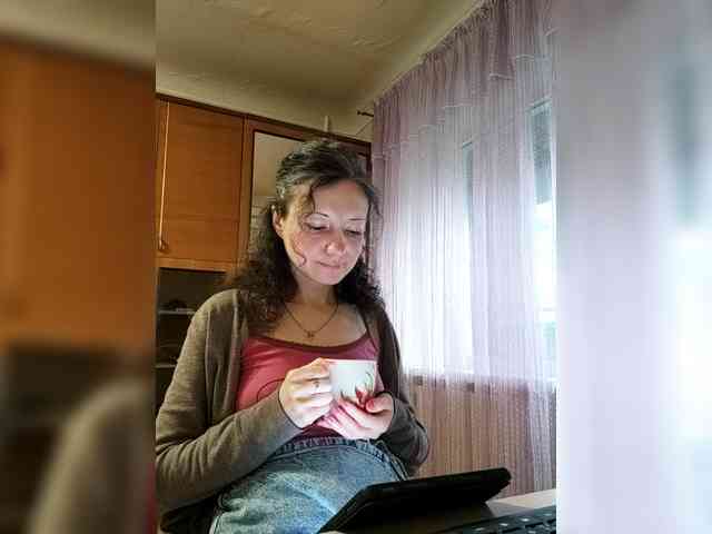 Viviennn webcam