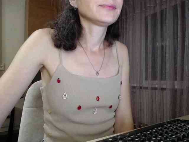 Millie webcam