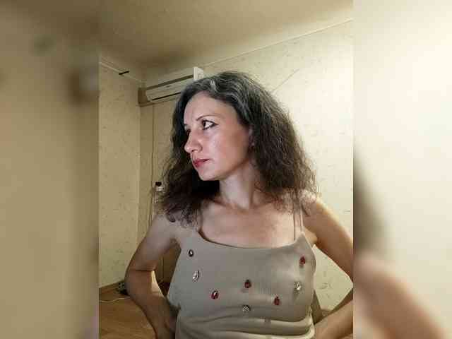 Millie webcam