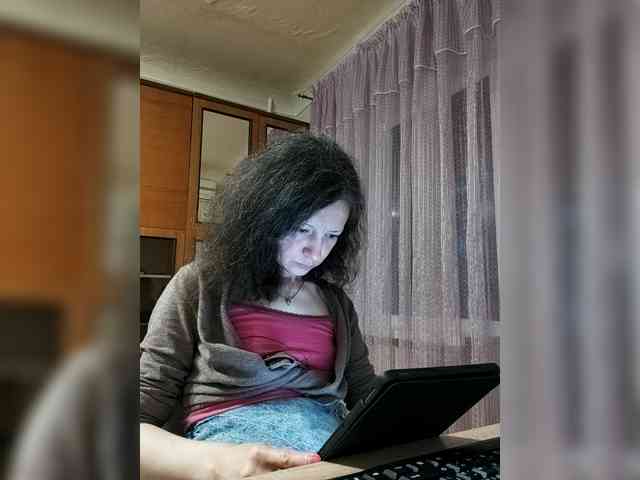 Viviennn webcam