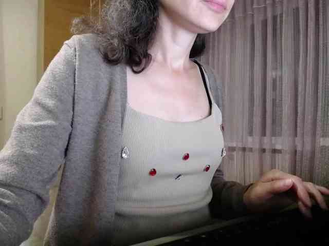 Millie webcam