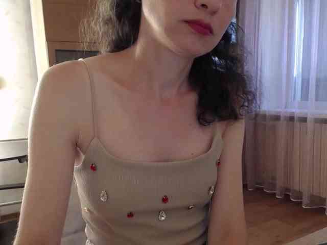Millie webcam