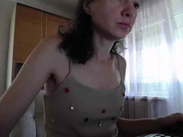 Millie webcam