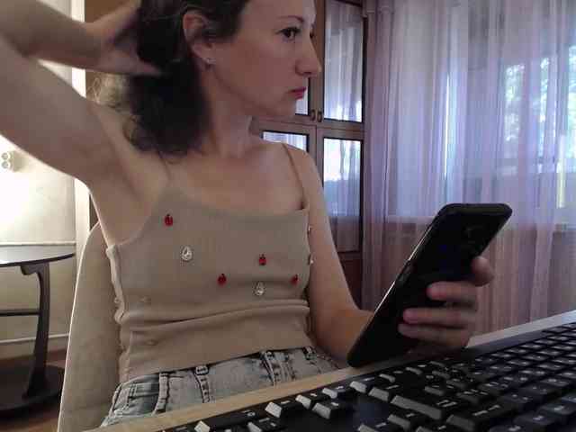 Millie webcam