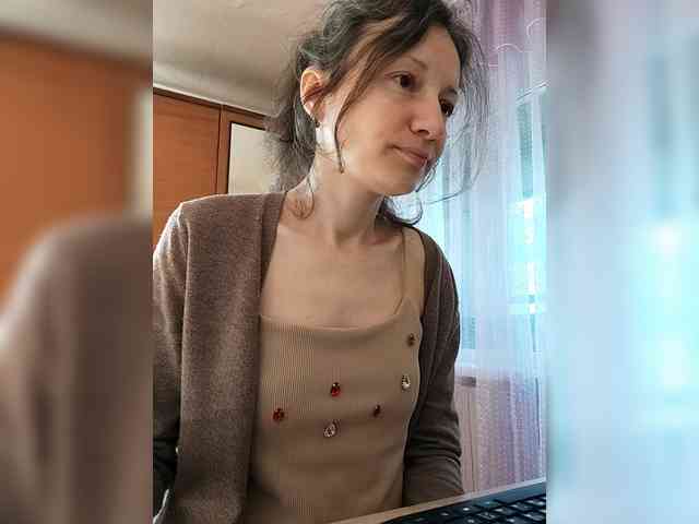 Viviennn webcam
