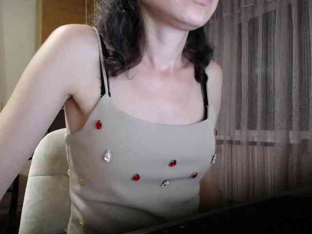 Millie webcam