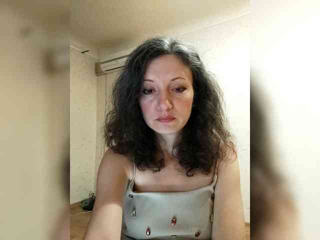 Millie webcam