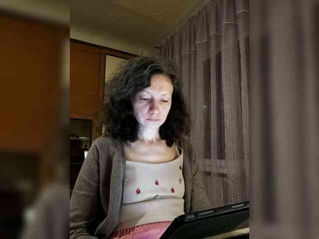 Viviennn webcam