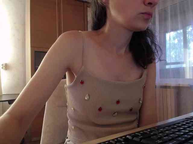Millie webcam