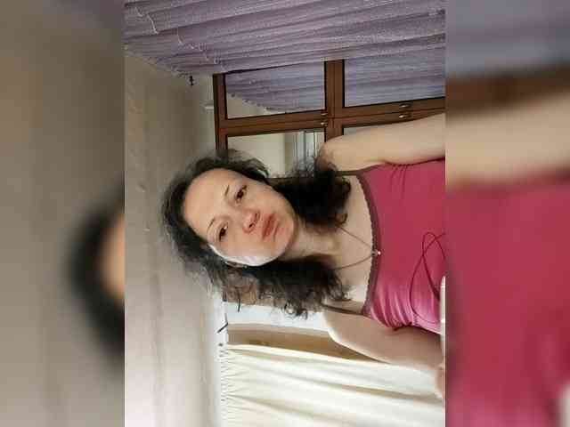Viviennn webcam
