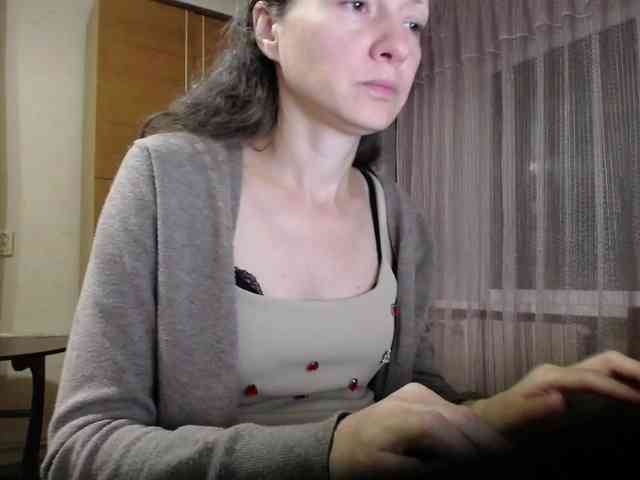 Millie webcam