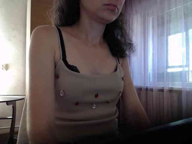 Millie webcam