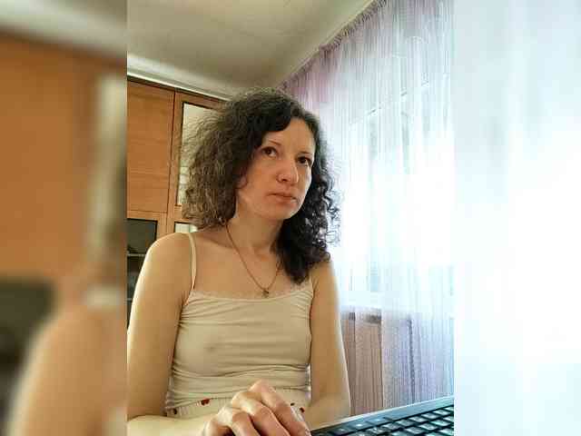 Viviennn webcam
