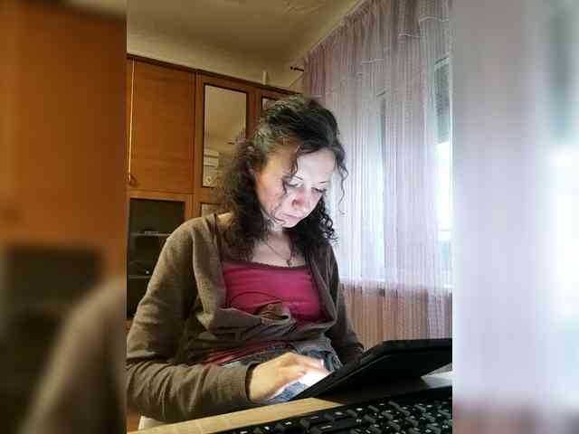 Viviennn webcam