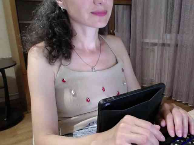Millie webcam
