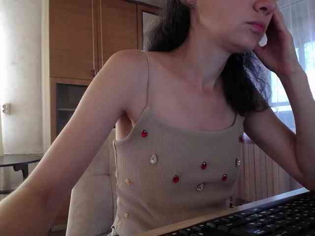 Millie webcam