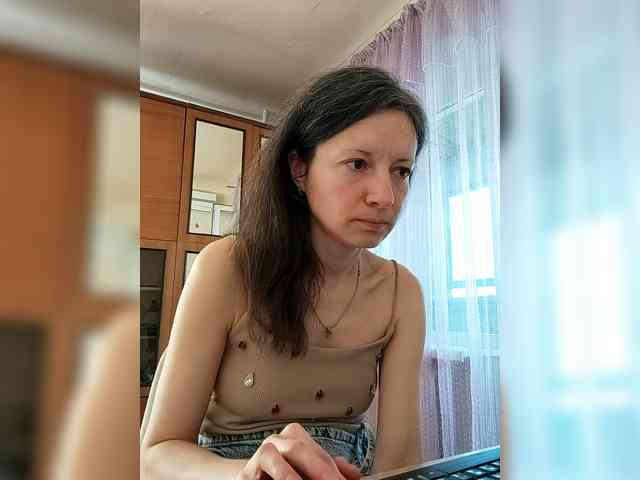 Viviennn webcam