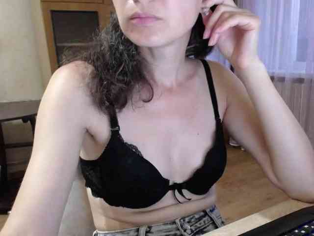 Millie webcam