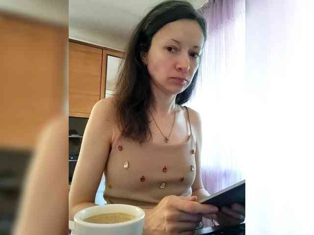 Viviennn webcam