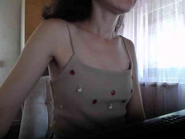 Millie webcam