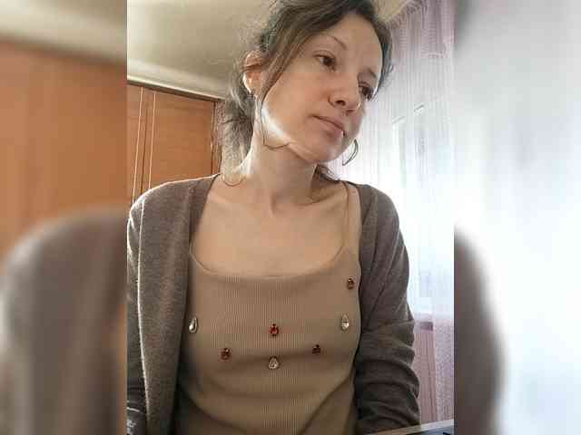 Viviennn webcam
