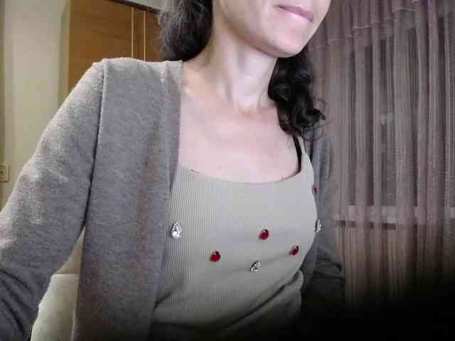 Millie webcam