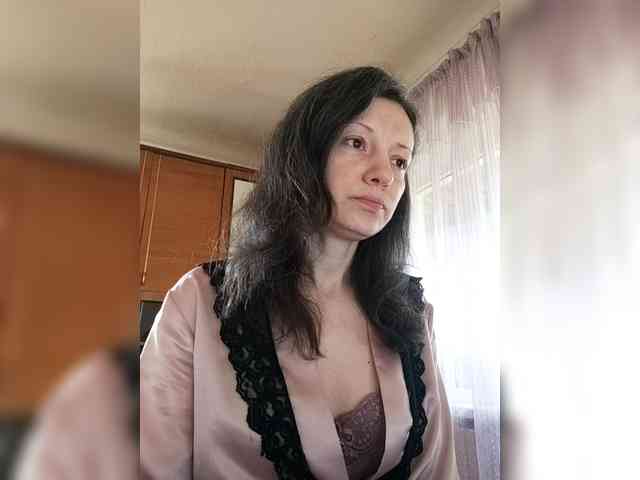 Viviennn webcam