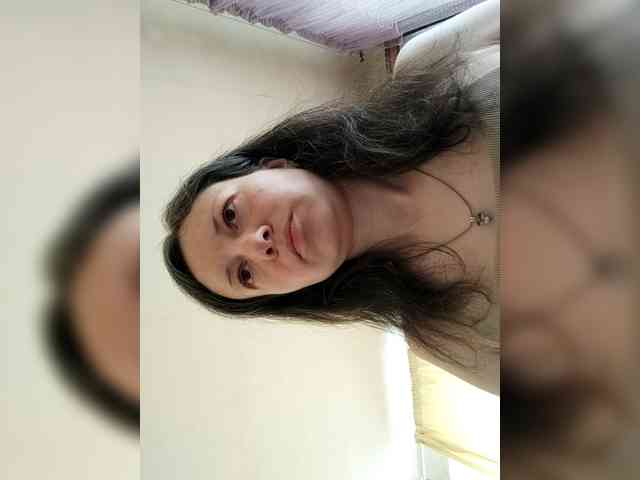 Viviennn webcam