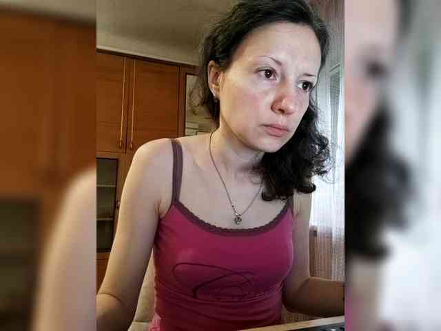 Viviennn webcam