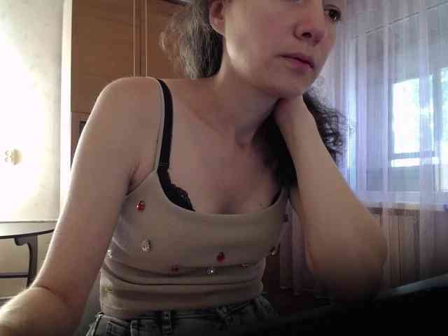 Millie webcam
