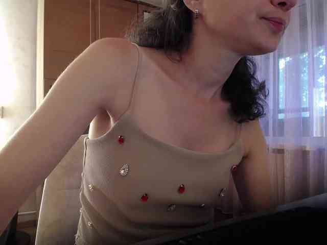 Millie webcam