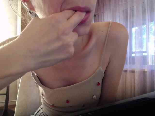 Millie webcam