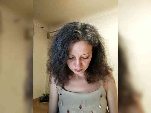 Millie webcam
