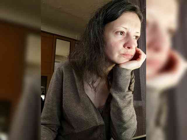Viviennn webcam