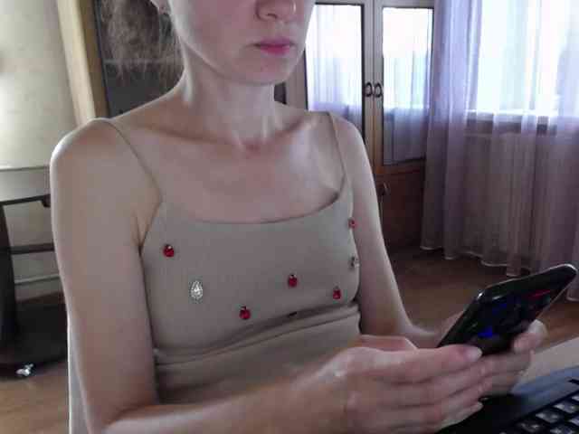 Millie webcam