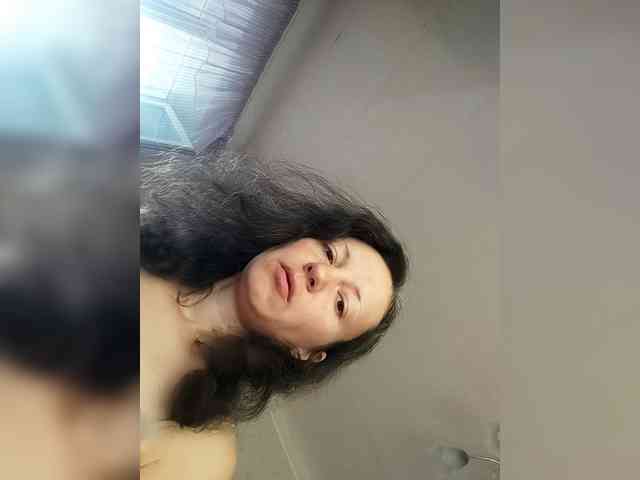 Millie webcam