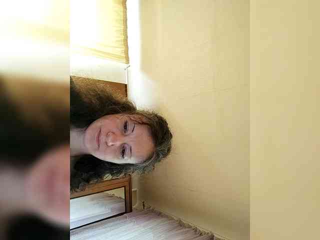 Viviennn webcam