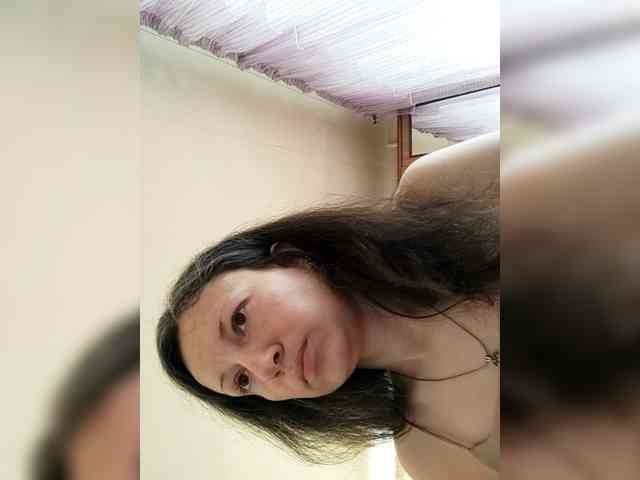 Viviennn webcam