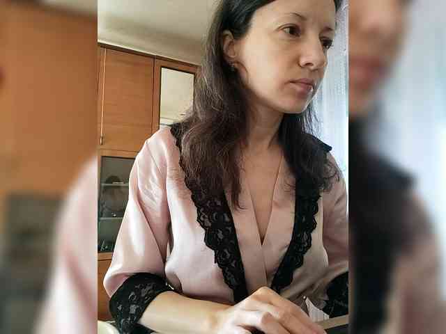 Viviennn webcam