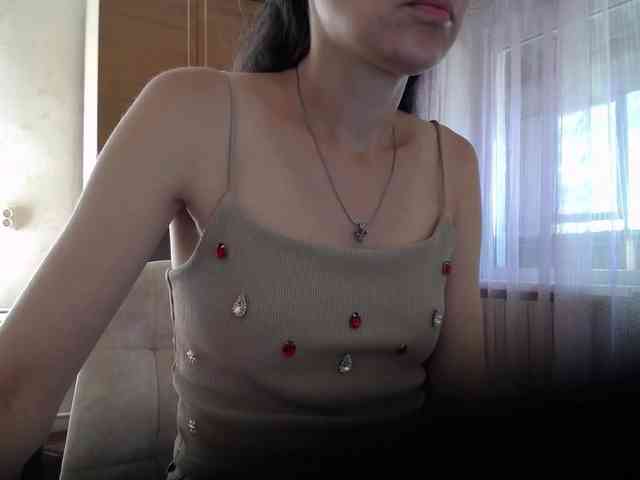 Millie webcam