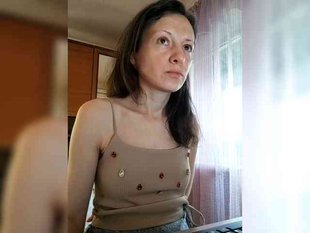 Viviennn webcam