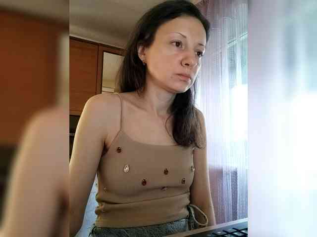 Viviennn webcam