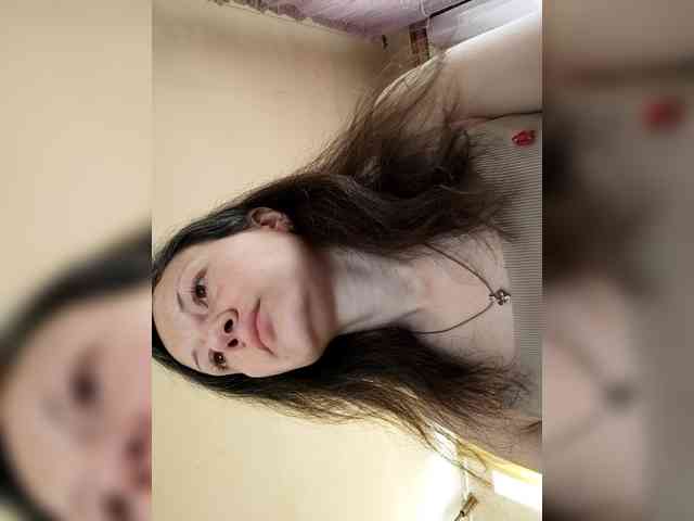 Viviennn webcam